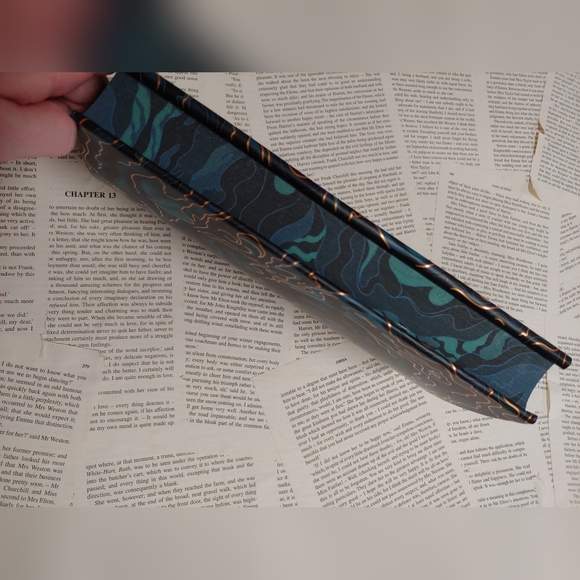 Fairyloot Edition of Song Me To Sleep by Gabi Burton - Picture 2 of 8